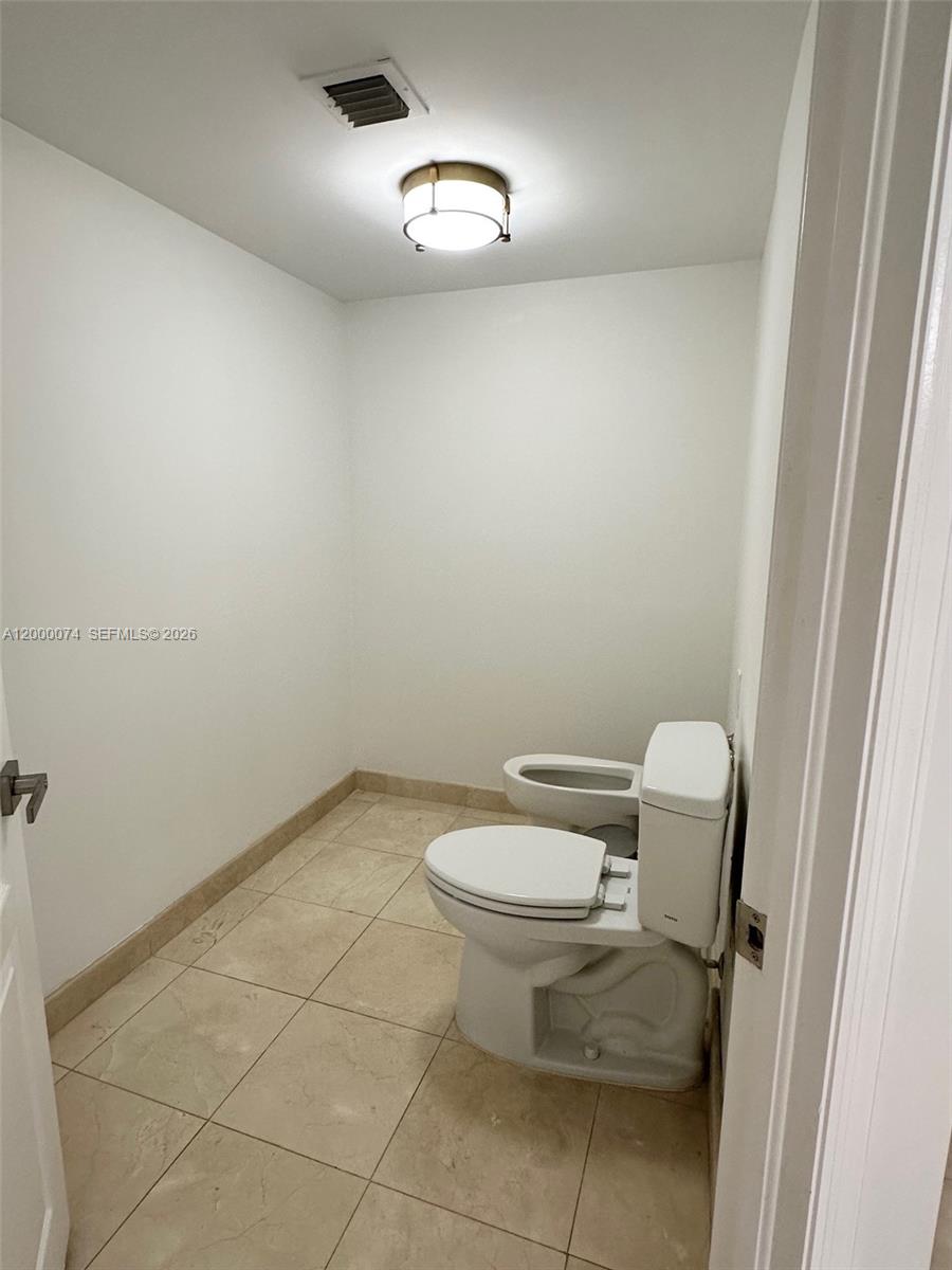 8925 Collins Ave #2J Surfside, FL 33154