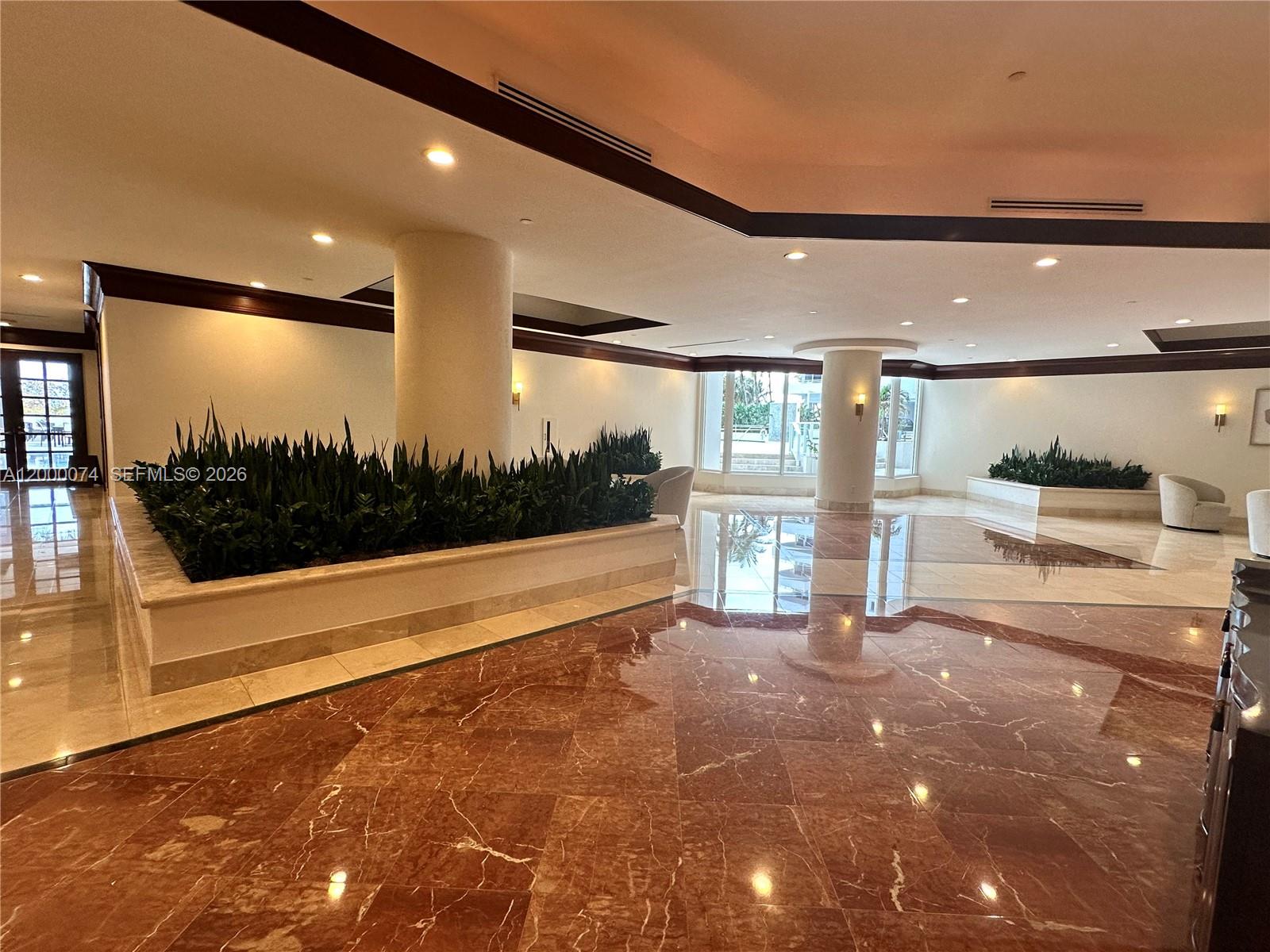 8925 Collins Ave #2J Surfside, FL 33154