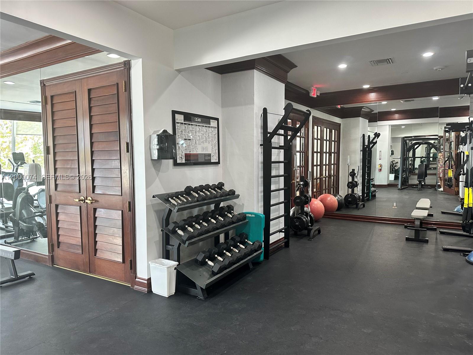 8925 Collins Ave #2J Surfside, FL 33154