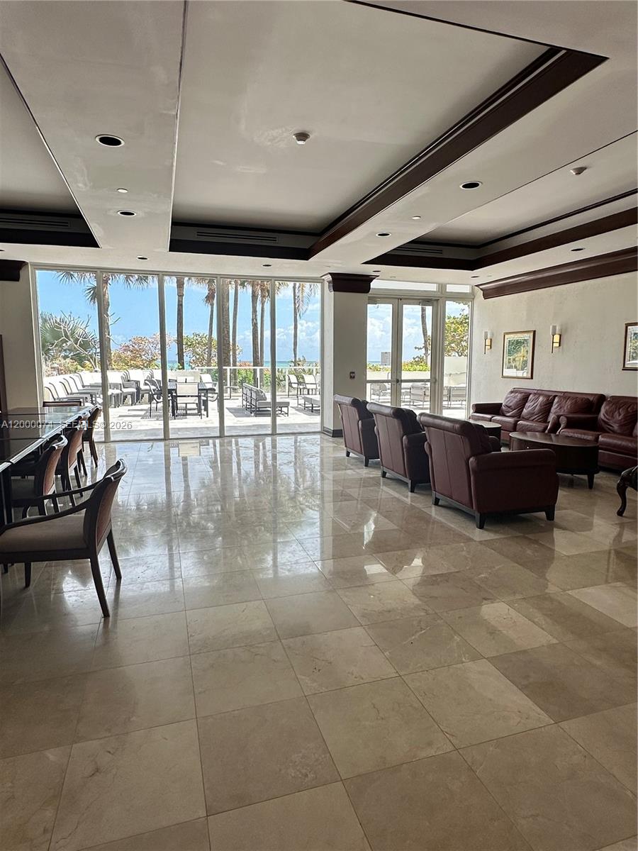 8925 Collins Ave #2J Surfside, FL 33154