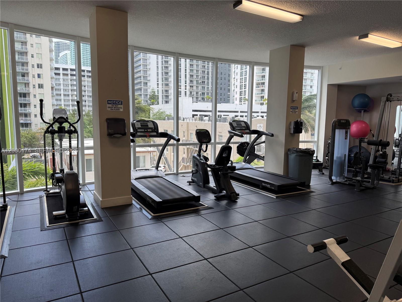 image 23 Biscayne Bay30