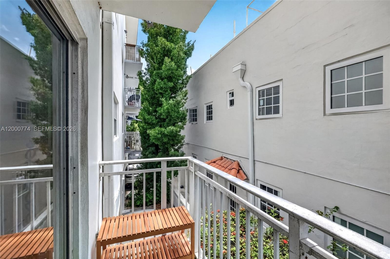 1519 Drexel Ave #201 Miami Beach, FL 33139