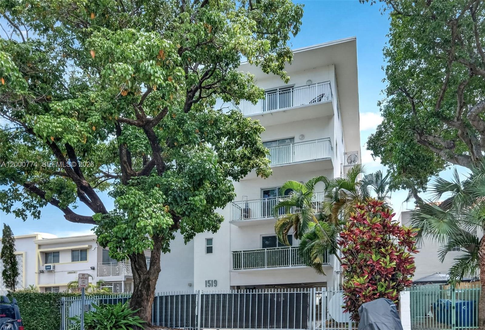 1519 Drexel Ave #201 Miami Beach, FL 33139