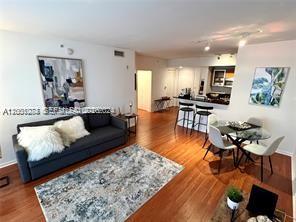 2775 NE 187th St #319