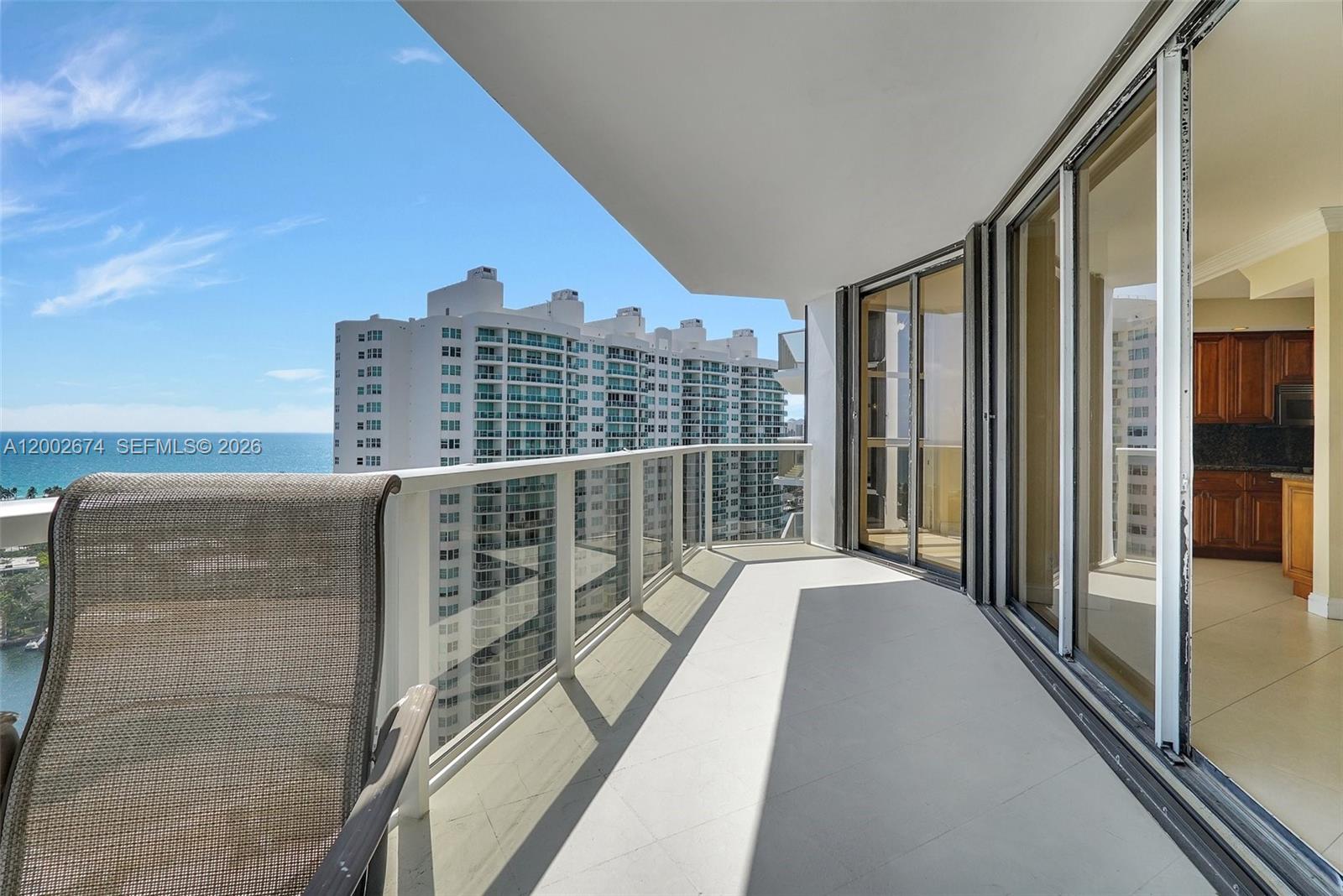 image Hamptons West3