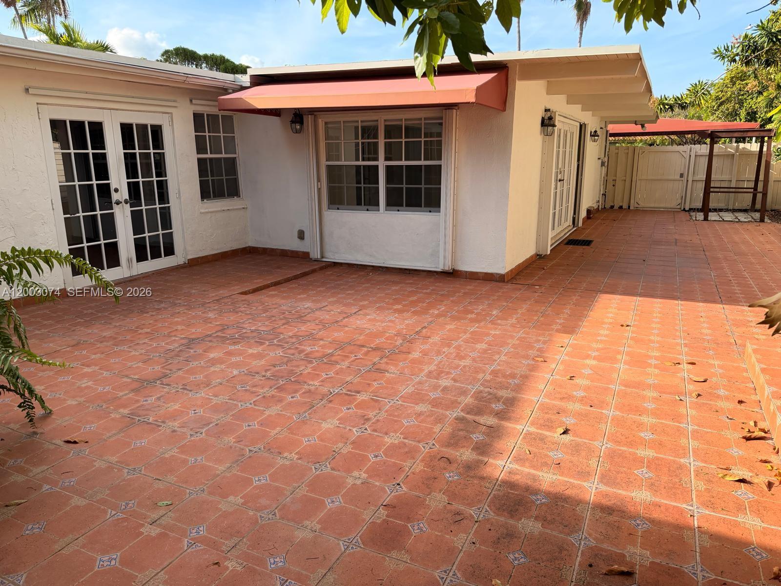 401 Warren Ln Key Biscayne, FL 33149