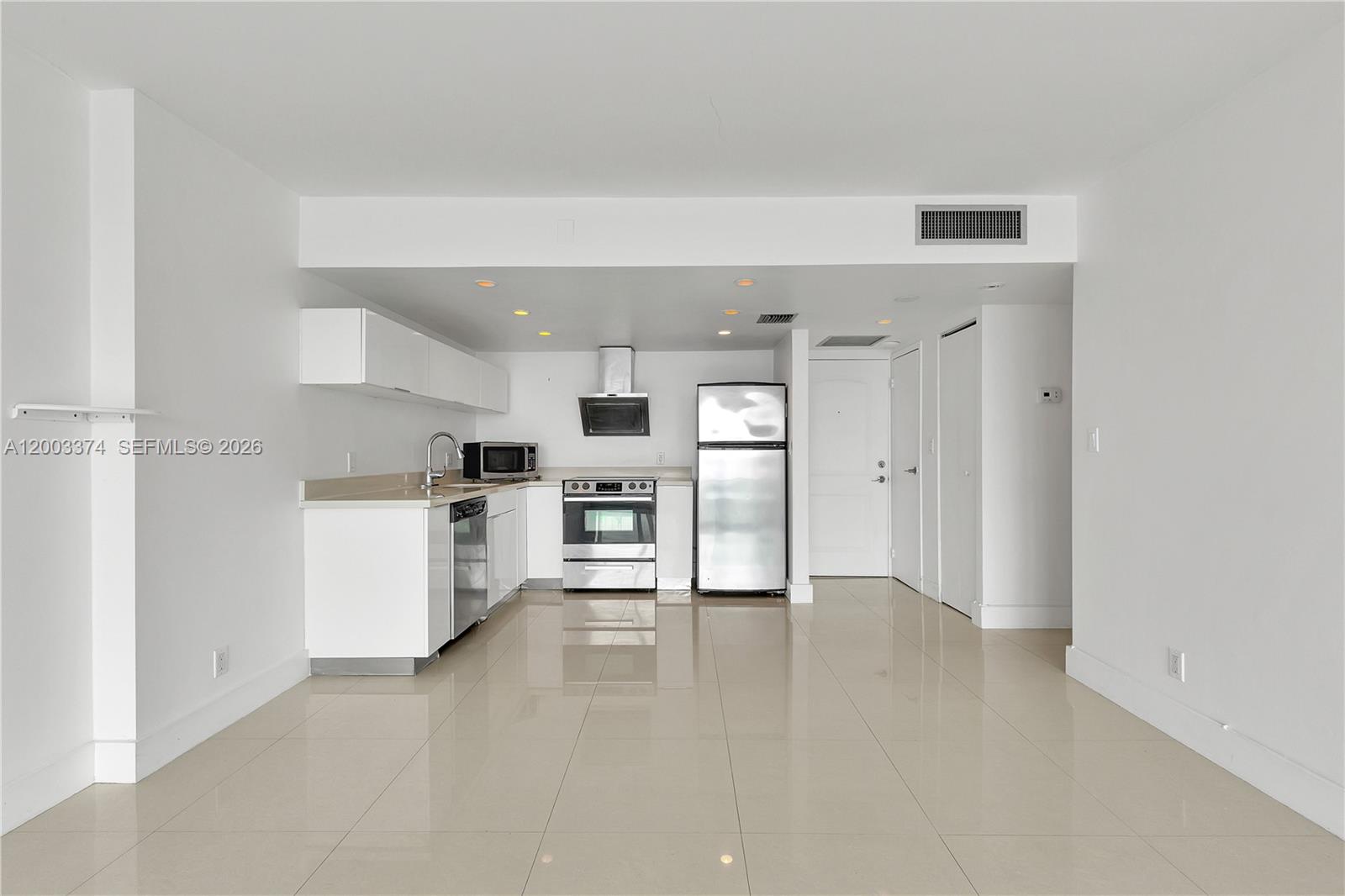 image Arlen House East9