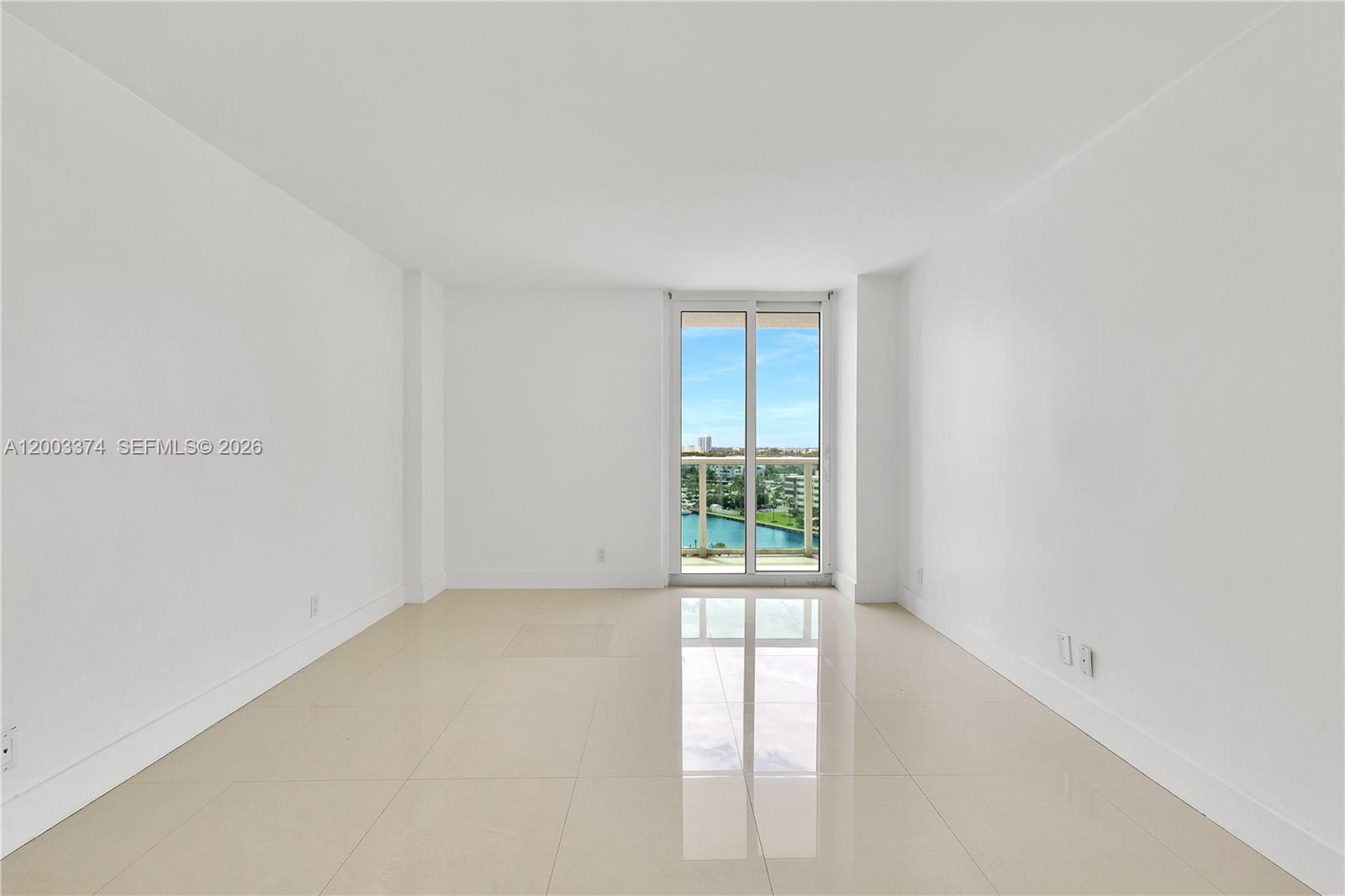 image Arlen House East19