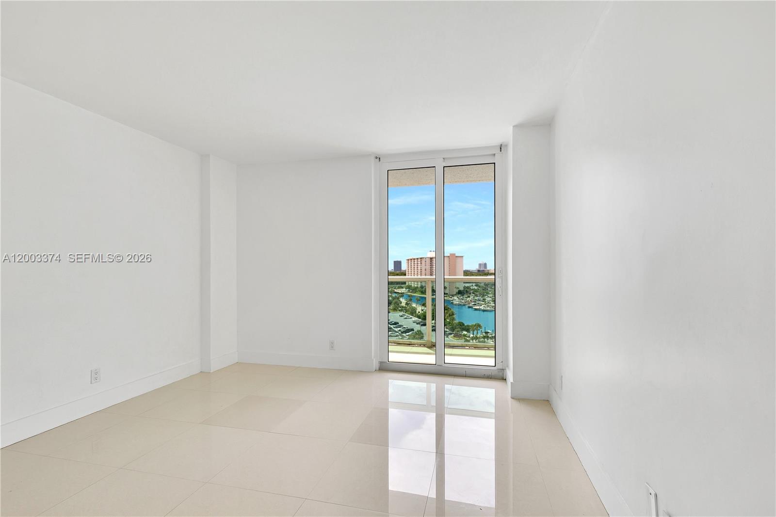 image Arlen House East20