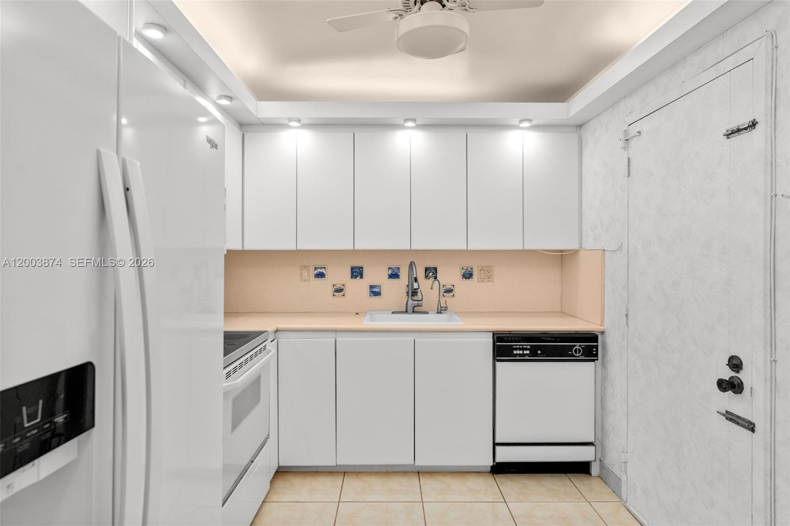 600 Three Iss Blvd #1707 Hallandale Beach, FL 33009