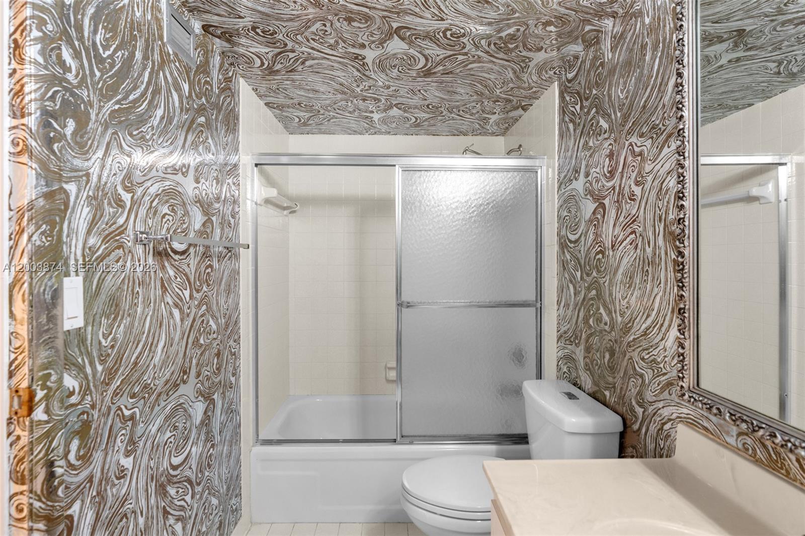 600 Three Iss Blvd #1707 Hallandale Beach, FL 33009