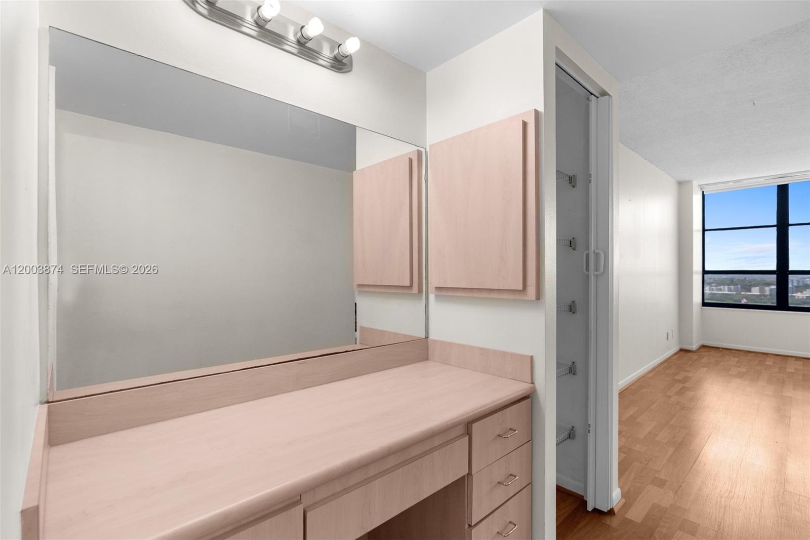 600 Three Iss Blvd #1707 Hallandale Beach, FL 33009