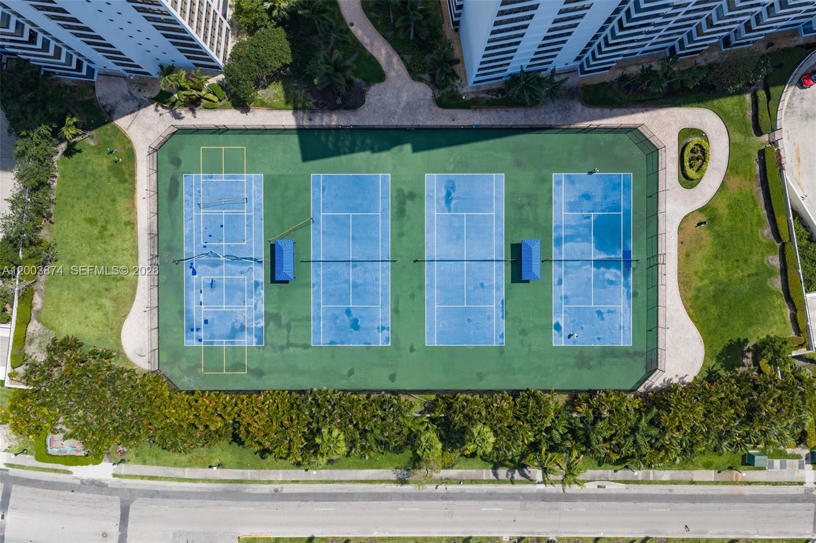 600 Three Iss Blvd #1707 Hallandale Beach, FL 33009