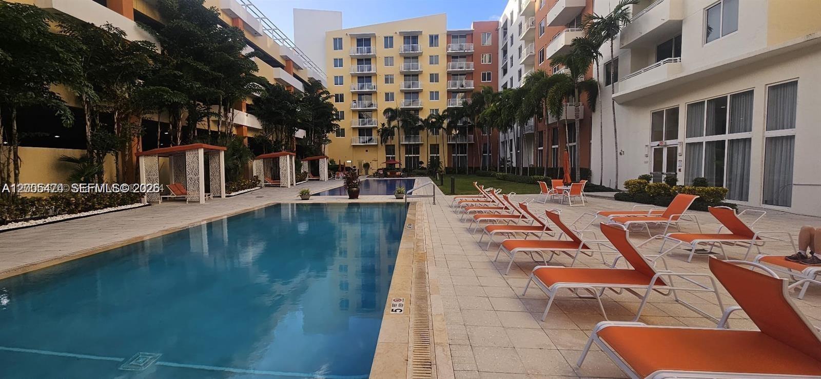 image The Venture at Aventura11