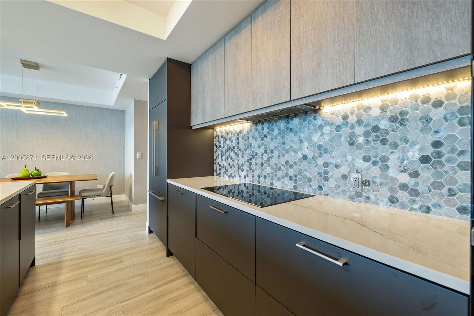 848 Brickell Key Dr #3403 Miami, FL 33131