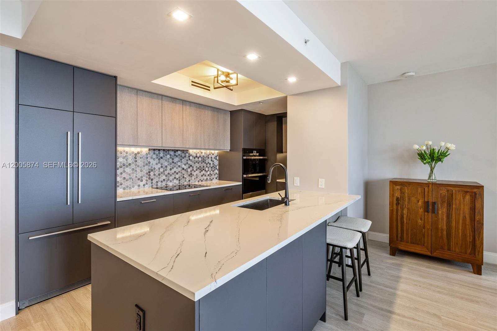 848 Brickell Key Dr #3403 Miami, FL 33131