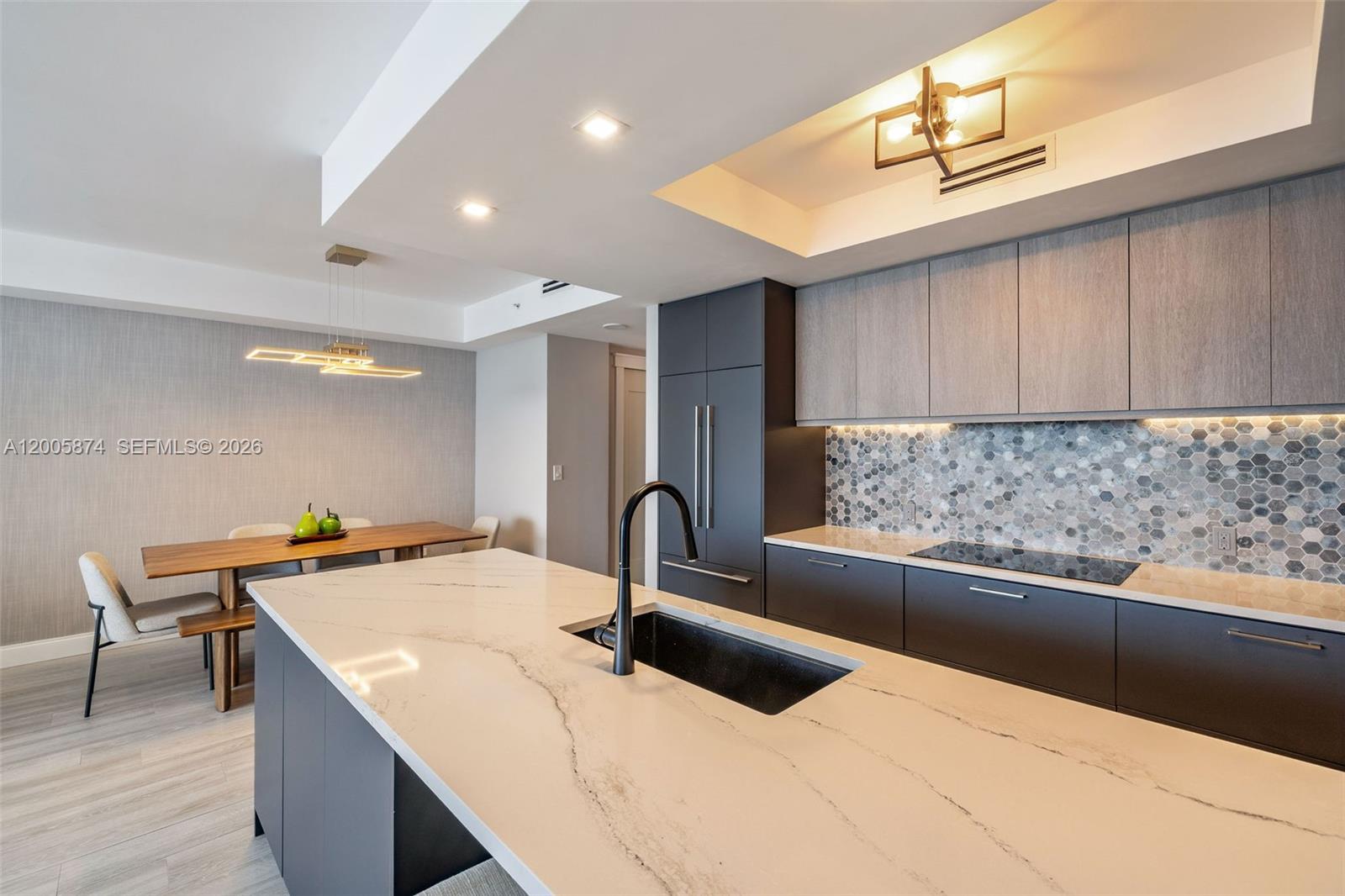 848 Brickell Key Dr #3403 Miami, FL 33131