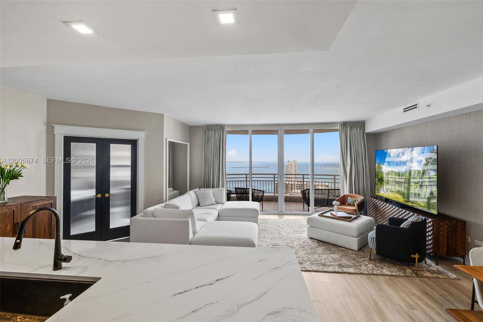 848 Brickell Key Dr #3403 Miami, FL 33131