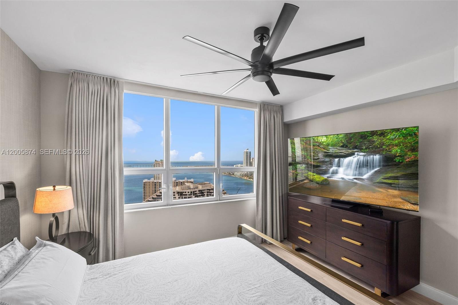 848 Brickell Key Dr #3403 Miami, FL 33131