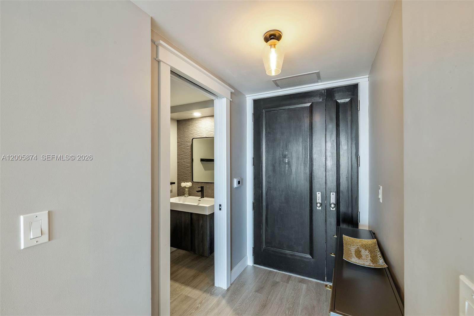 848 Brickell Key Dr #3403 Miami, FL 33131