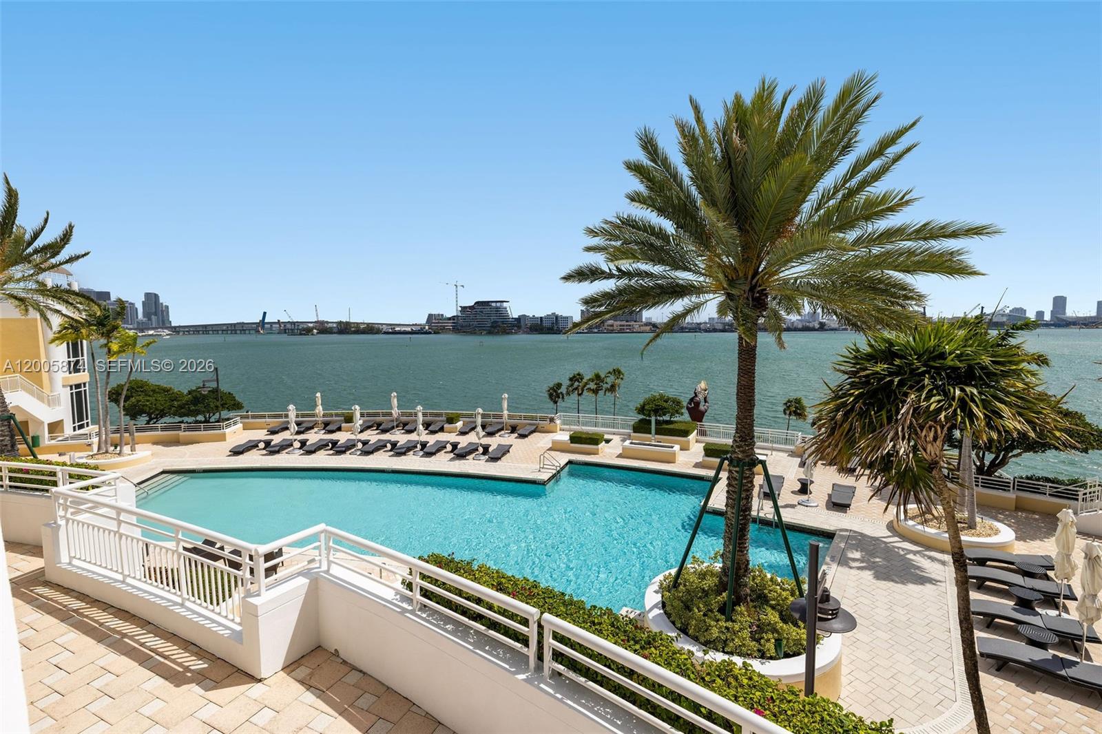 848 Brickell Key Dr #3403 Miami, FL 33131