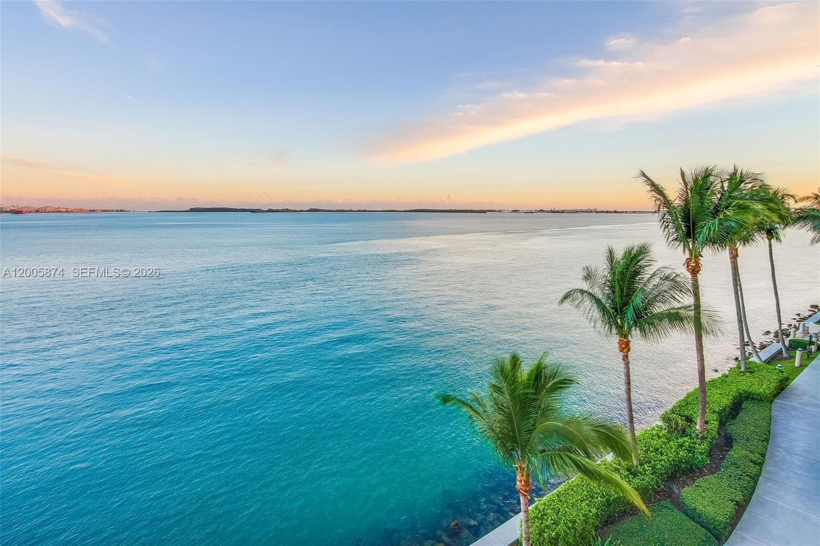 848 Brickell Key Dr #3403 Miami, FL 33131