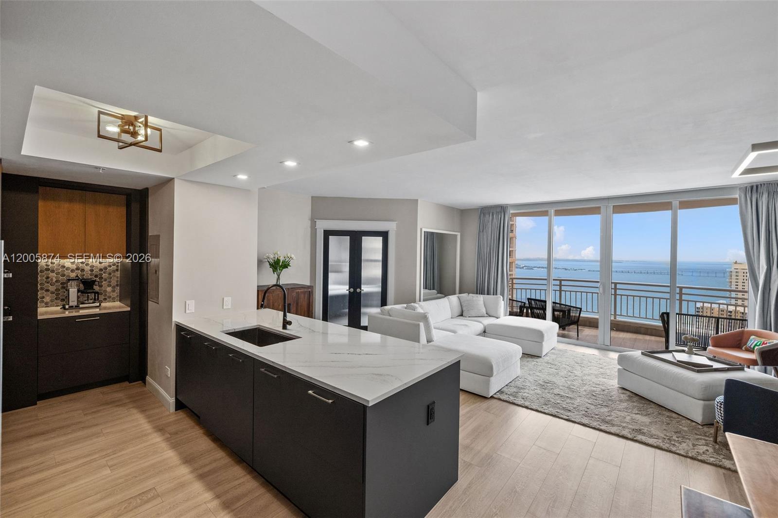 848 Brickell Key Dr #3403 Miami, FL 33131