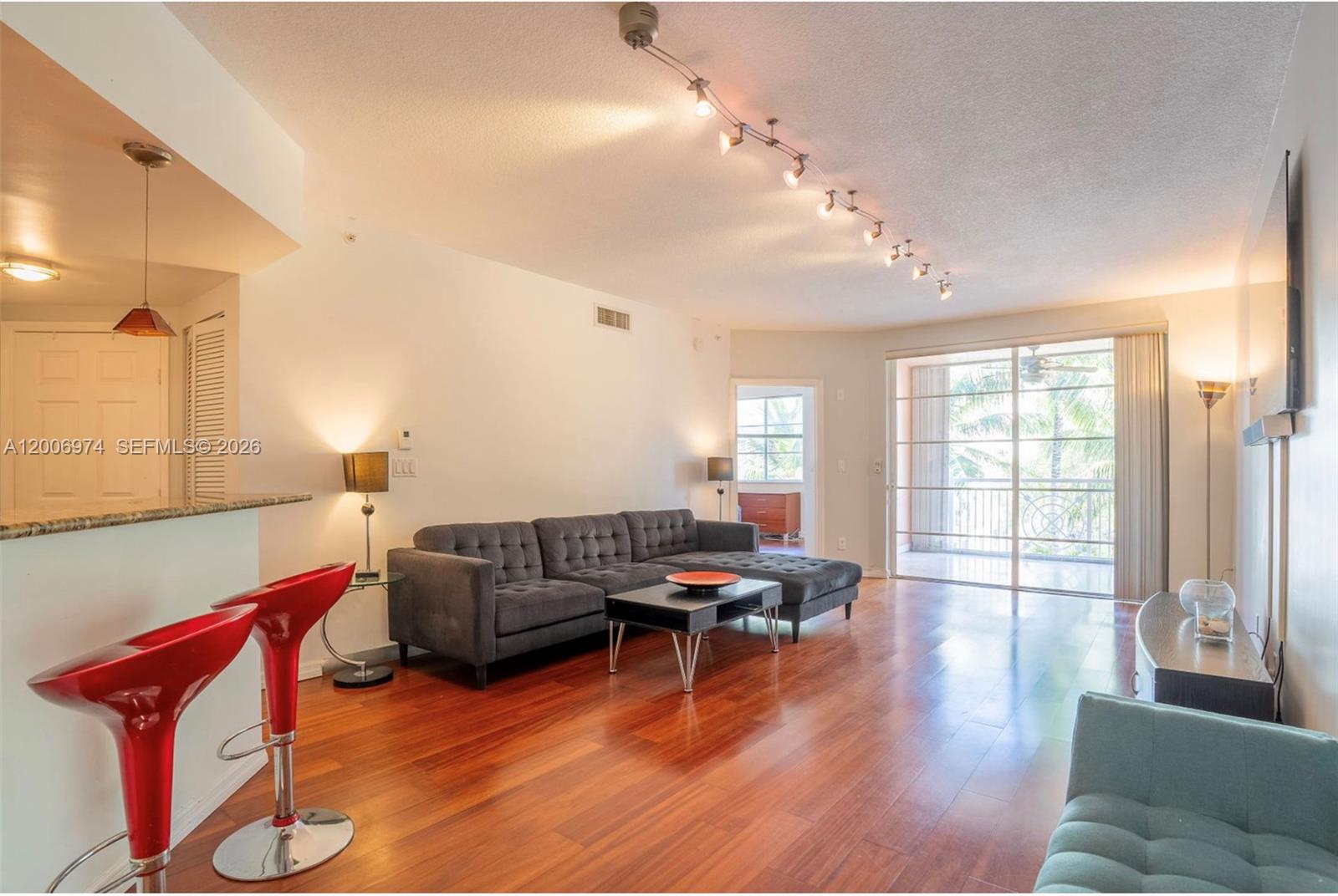 151 Michigan Ave #533 Miami Beach, FL 33139