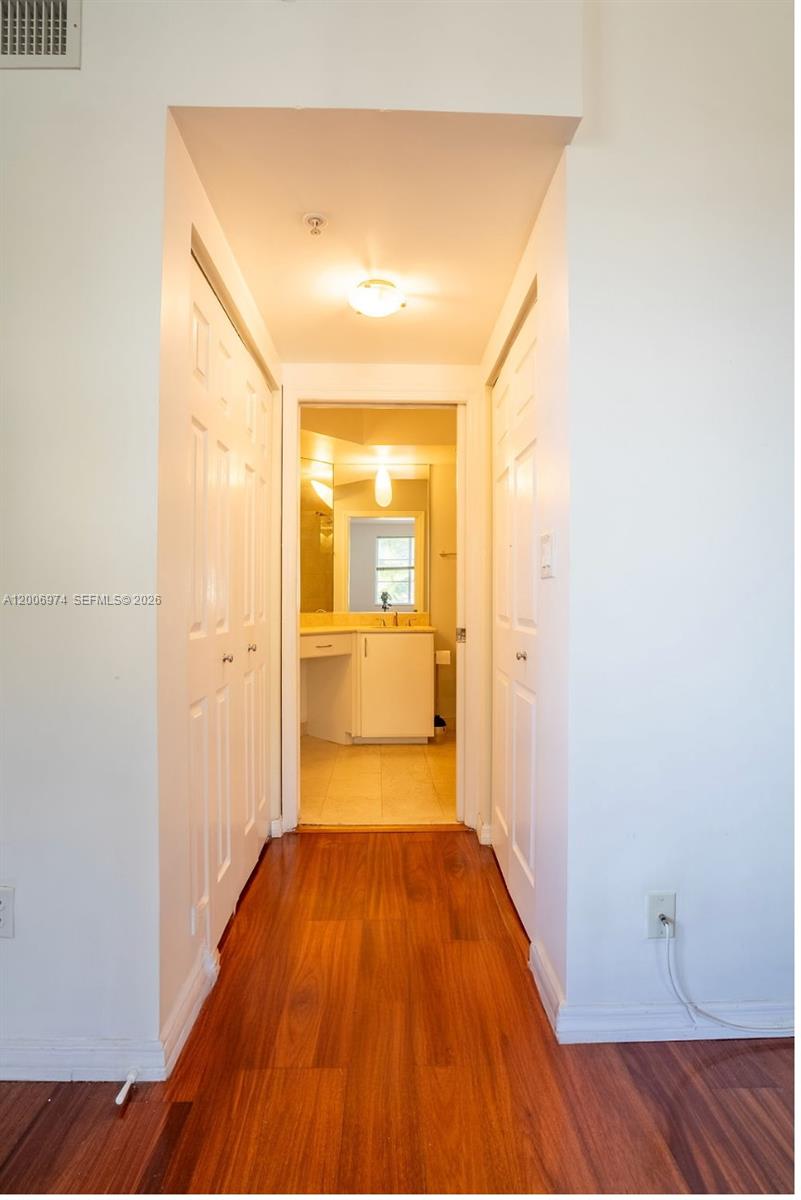 151 Michigan Ave #533 Miami Beach, FL 33139