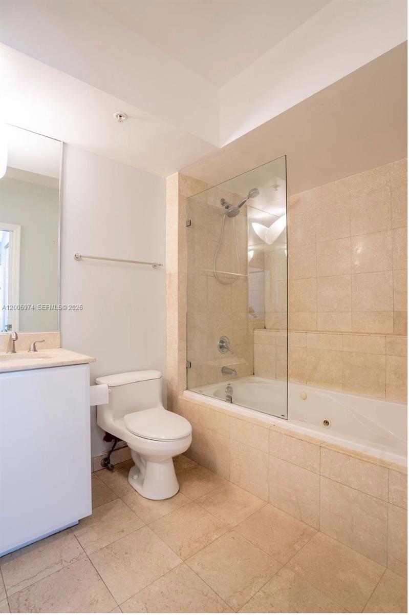 151 Michigan Ave #533 Miami Beach, FL 33139