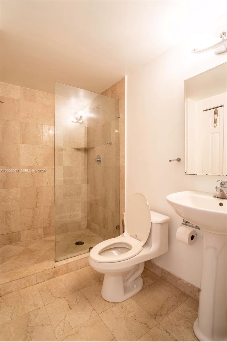 151 Michigan Ave #533 Miami Beach, FL 33139