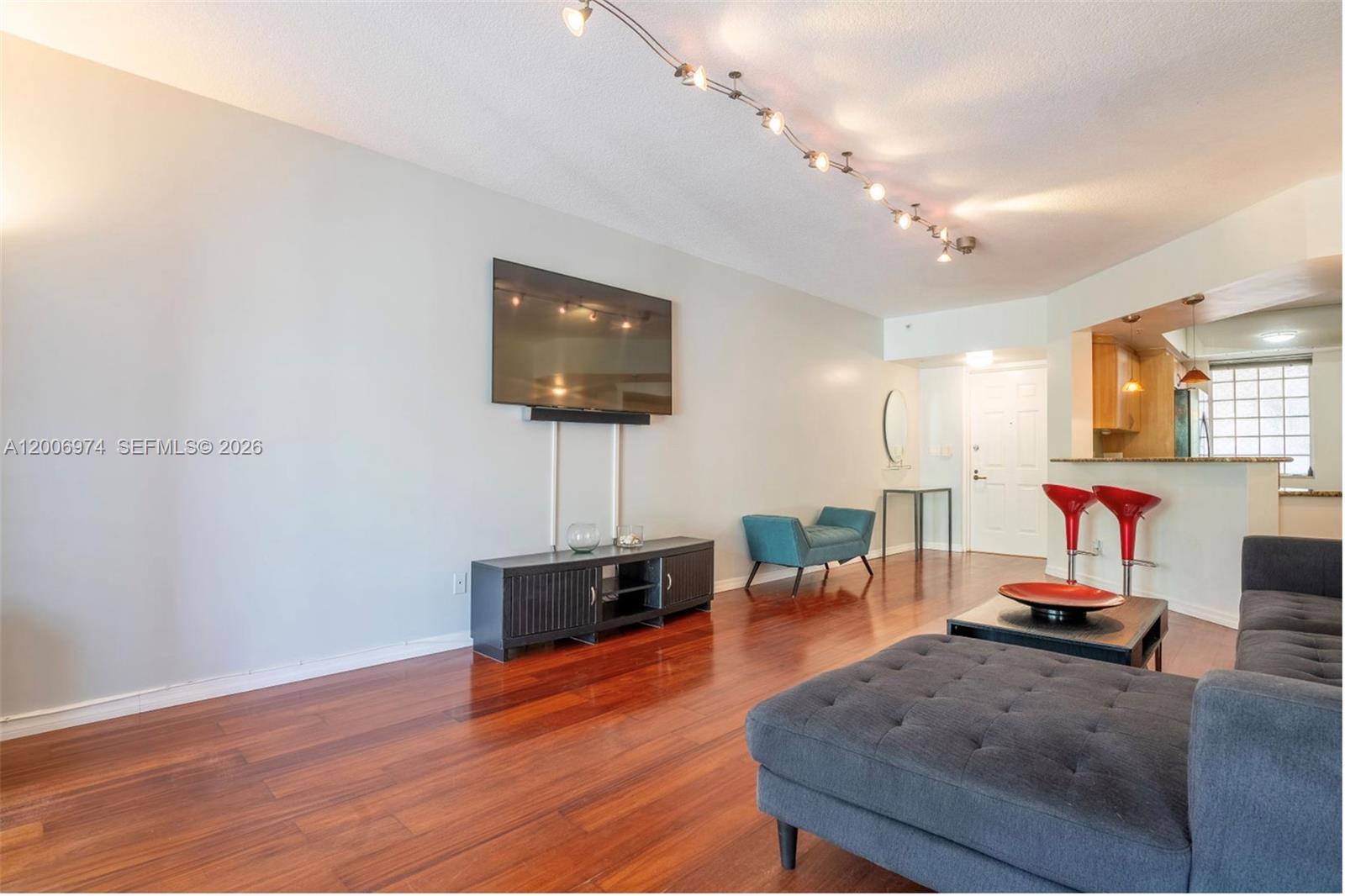 151 Michigan Ave #533 Miami Beach, FL 33139