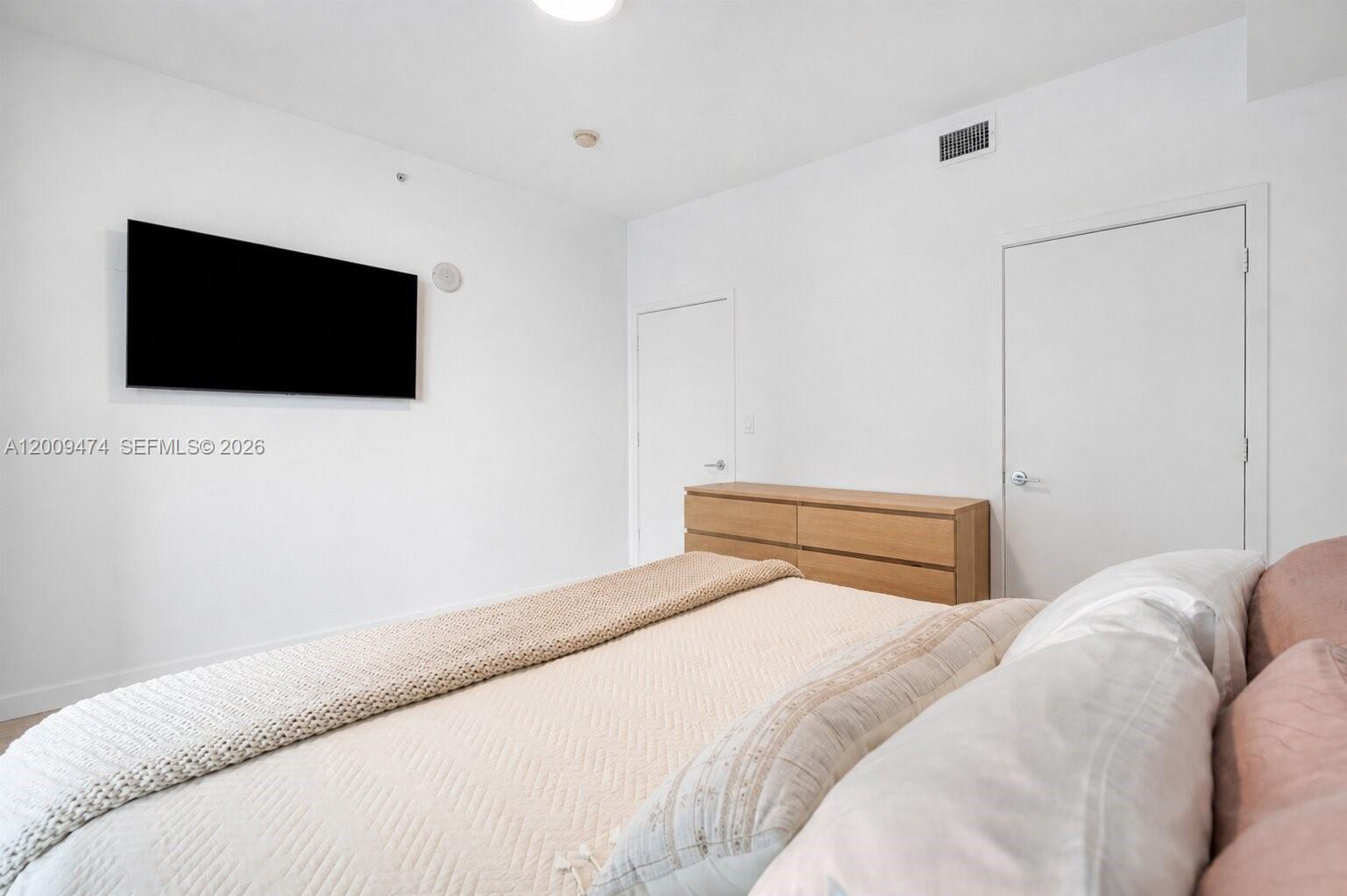 image Axis on Brickell South17