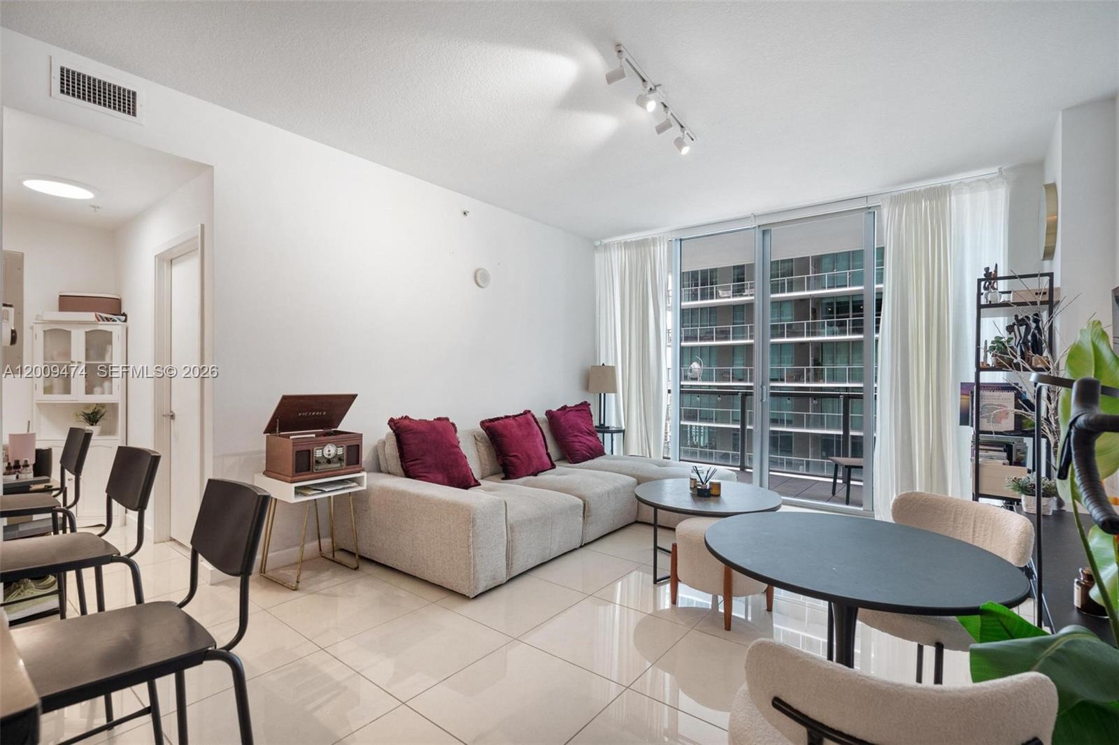image Axis on Brickell South1