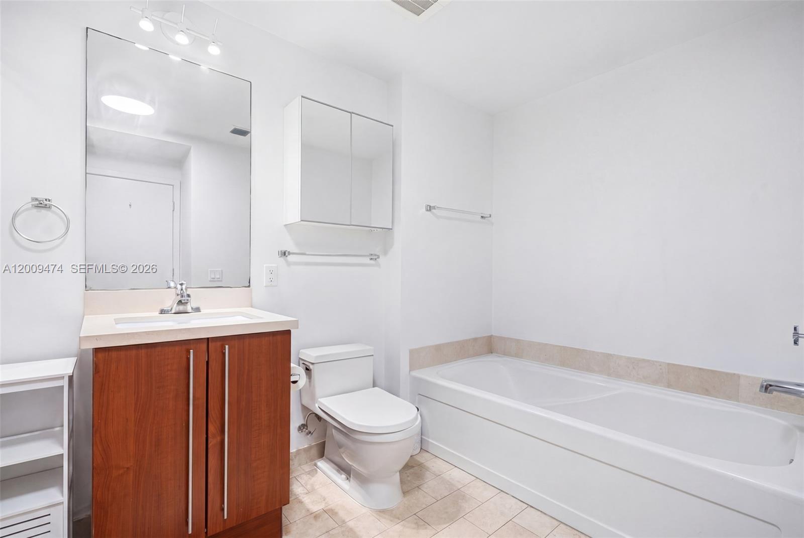 image Axis on Brickell South20