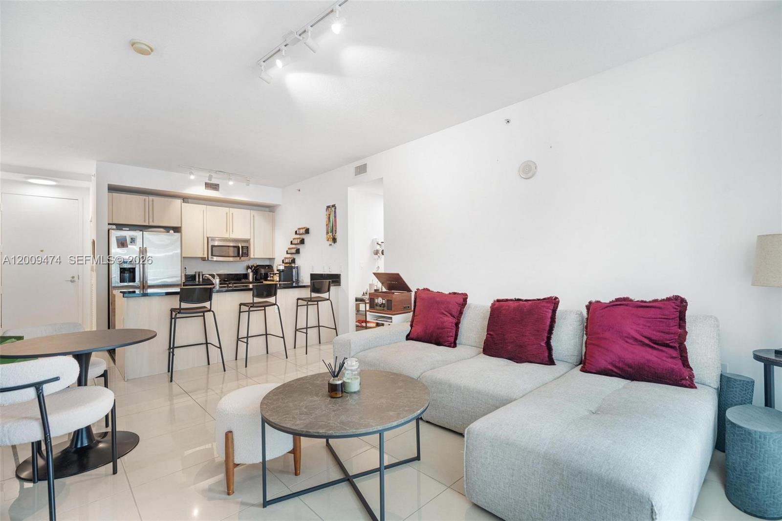 image Axis on Brickell South2