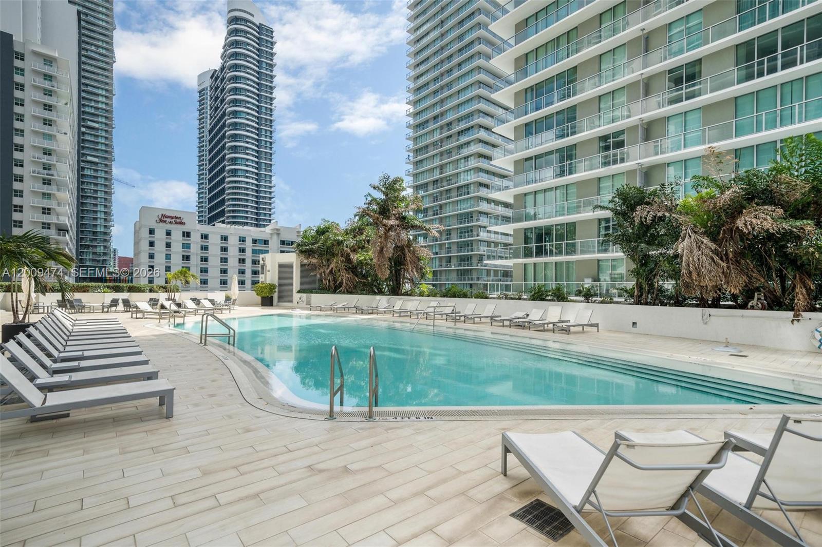 image Axis on Brickell South29