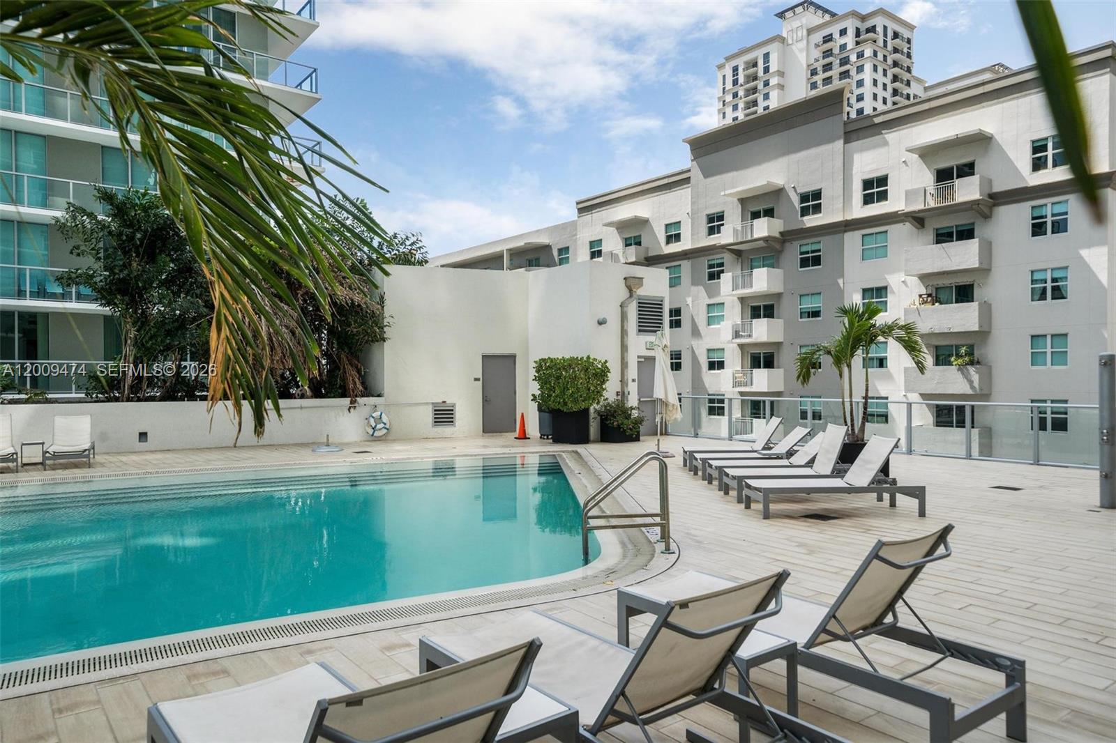 image Axis on Brickell South30