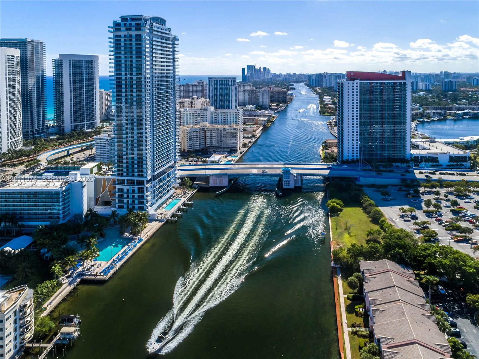 4010 S Ocean Dr #R1808