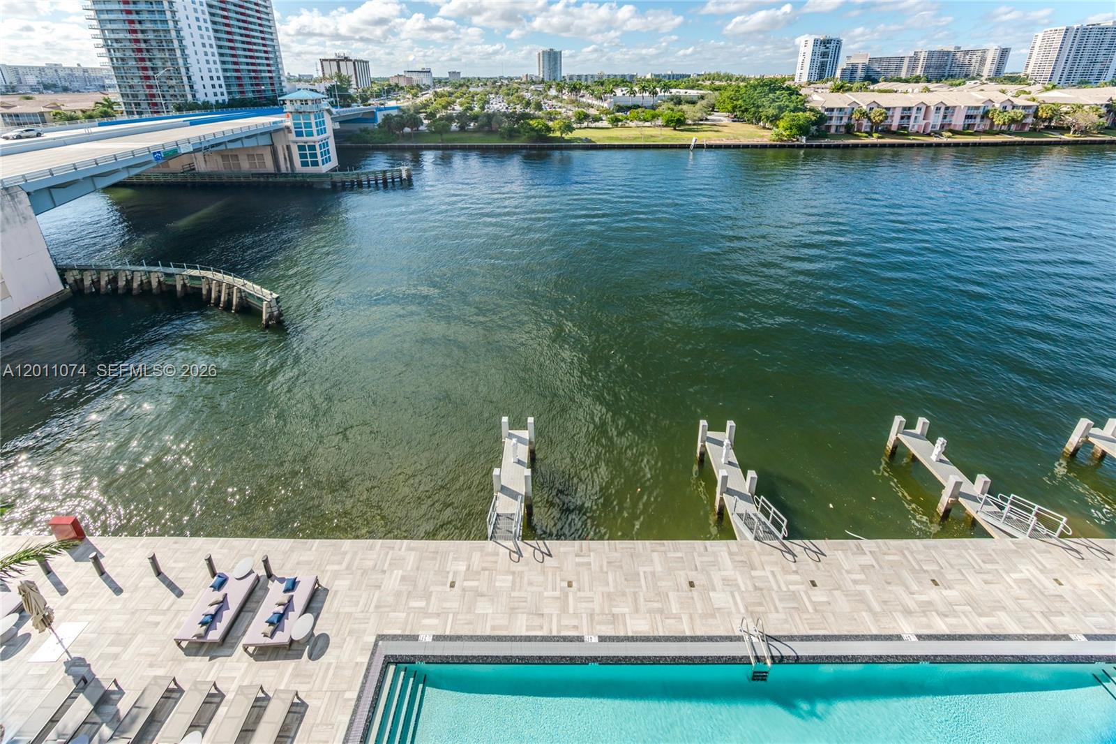 4010 S Ocean Dr #R1808 Hollywood, FL 33019