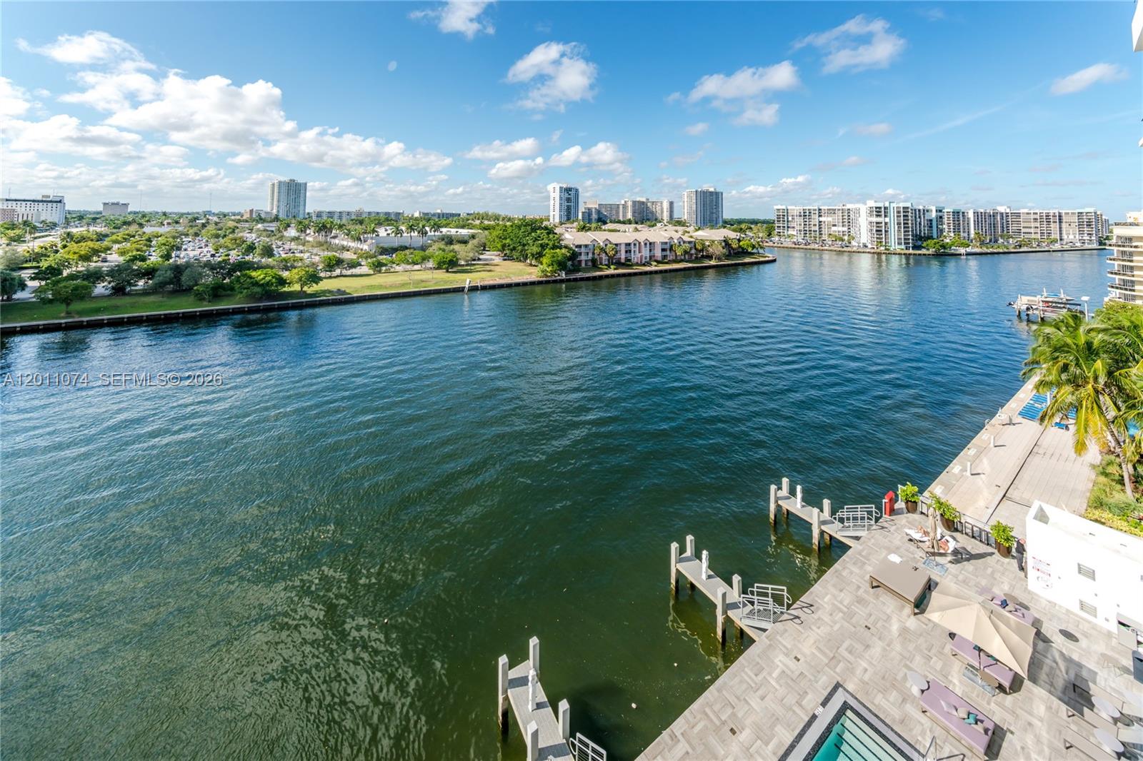 4010 S Ocean Dr #R1808 Hollywood, FL 33019