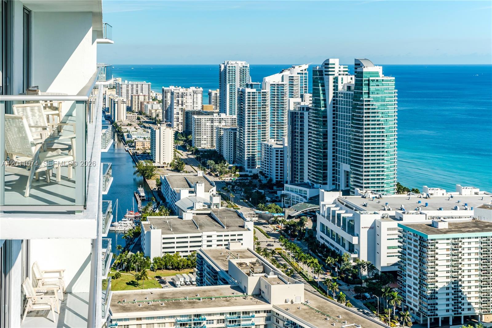 4010 S Ocean Dr #R1808 Hollywood, FL 33019