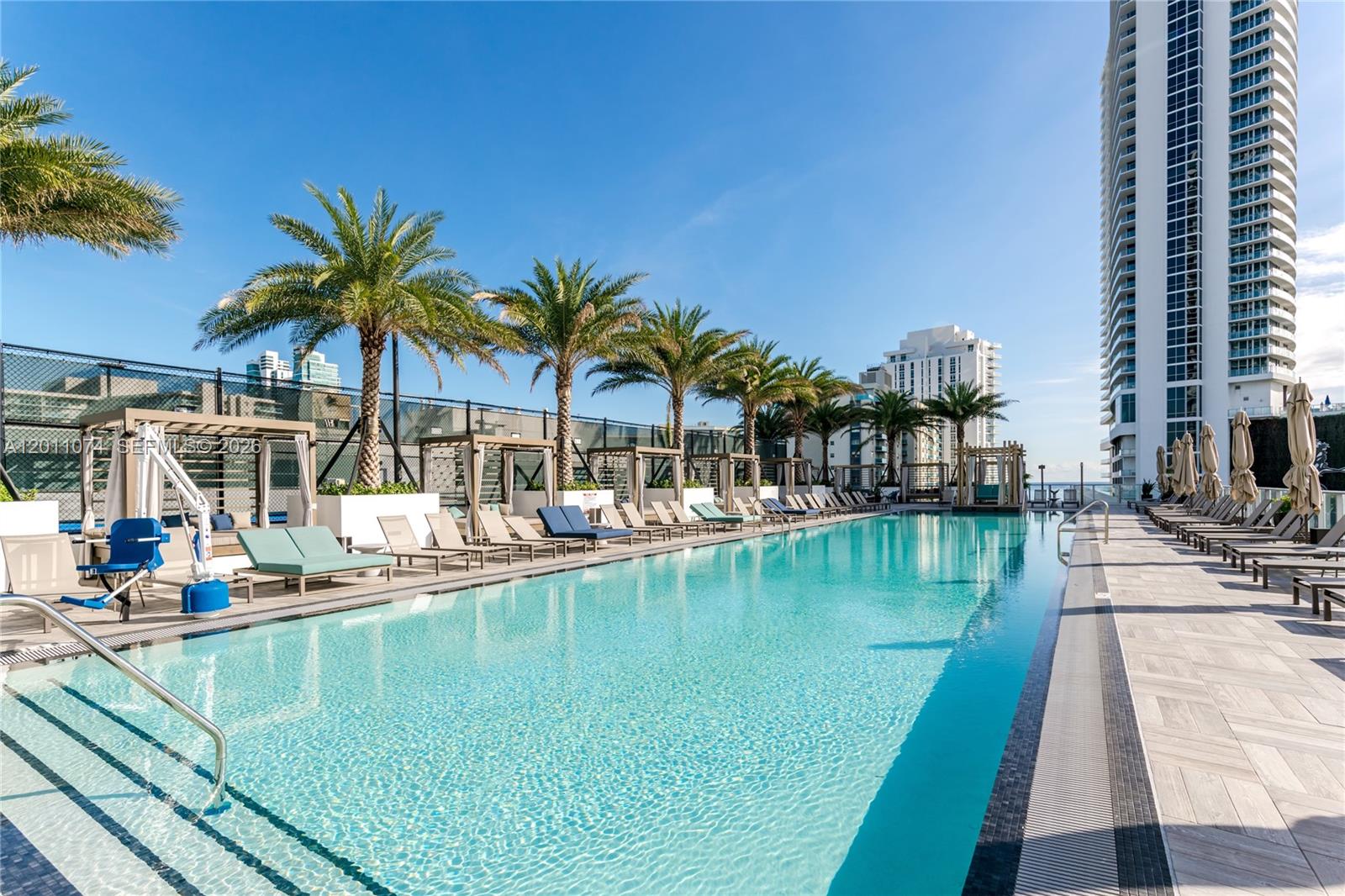 4010 S Ocean Dr #R1808 Hollywood, FL 33019
