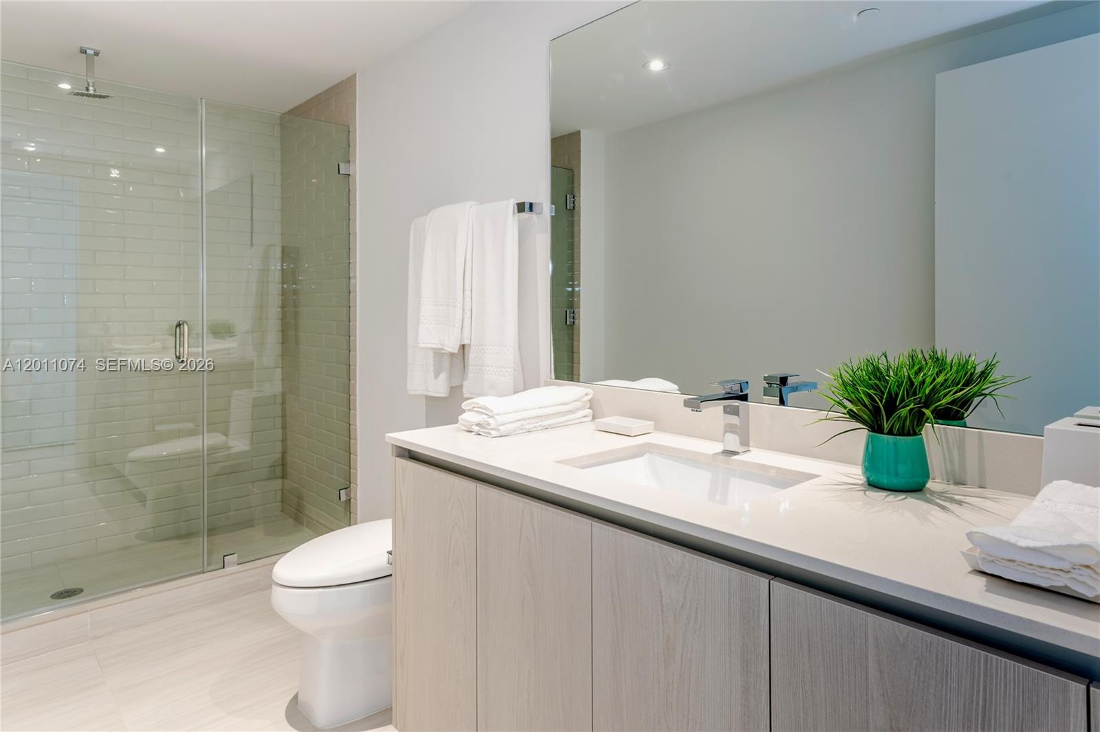 4010 S Ocean Dr #R1808 Hollywood, FL 33019