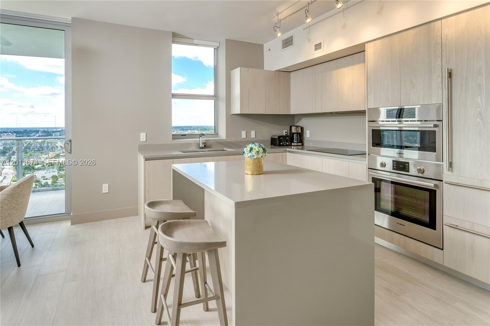 4010 S Ocean Dr #R1808 Hollywood, FL 33019