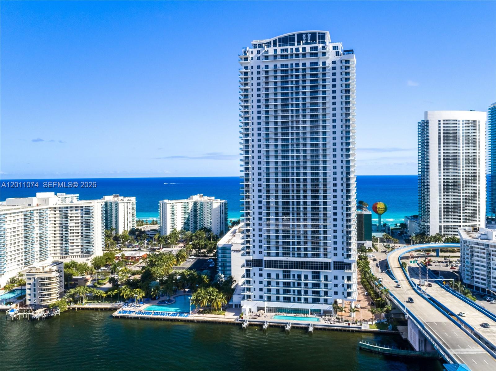 4010 S Ocean Dr #R1808 Hollywood, FL 33019