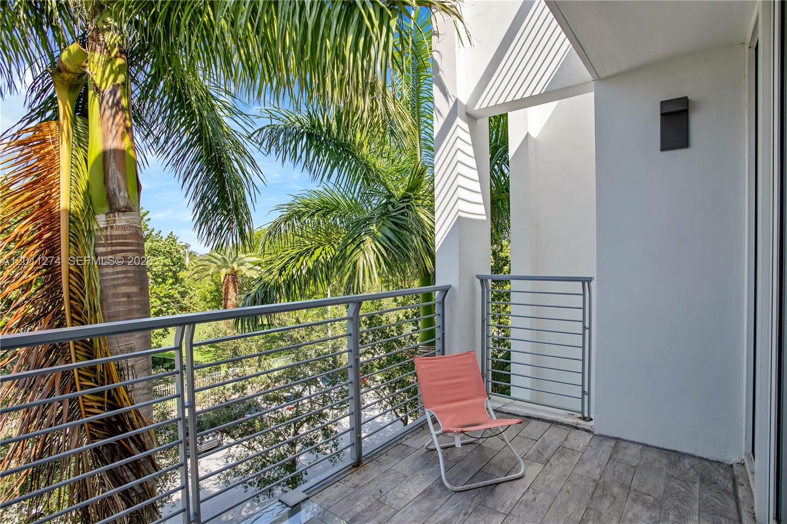 87 N Shore Dr Miami Beach, FL 33141