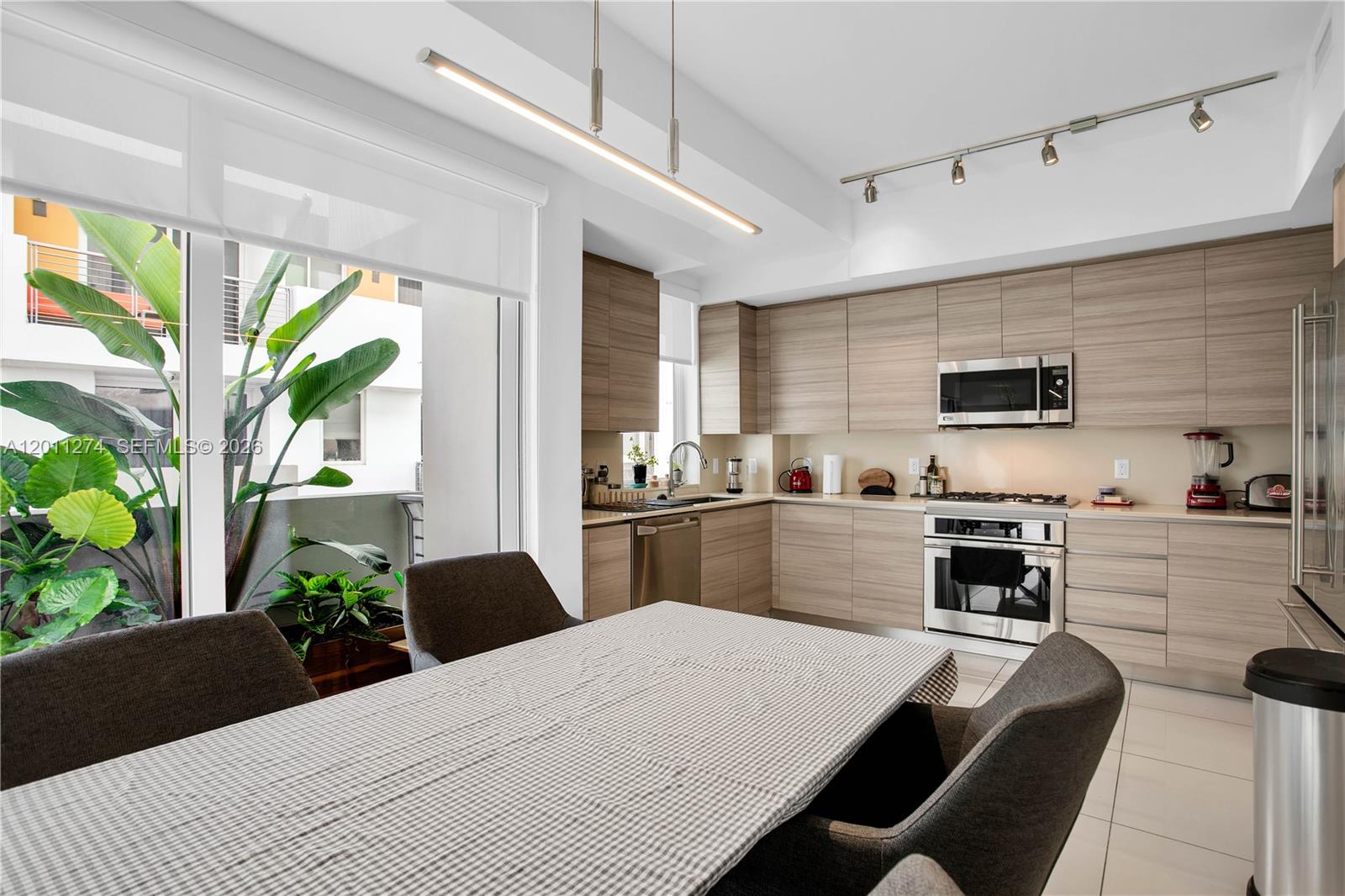 87 N Shore Dr Miami Beach, FL 33141
