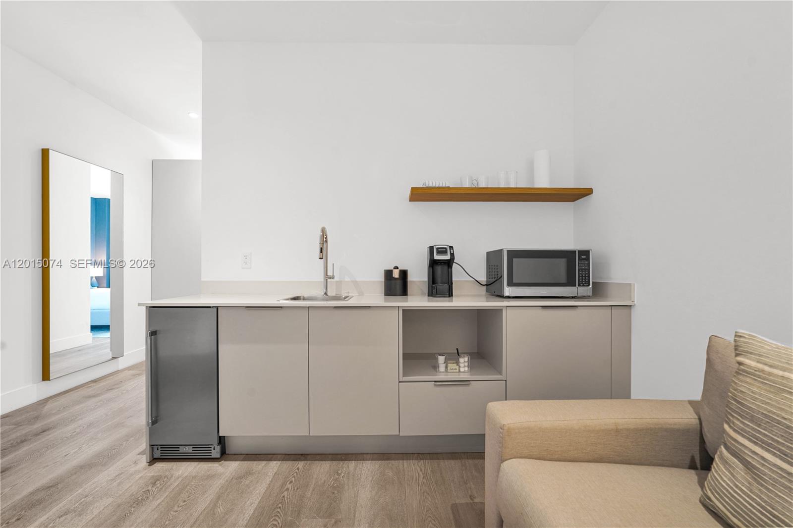 image Smart Brickell III13
