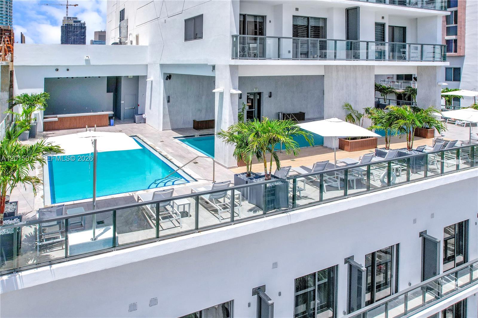 image Smart Brickell III48